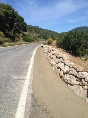 Obras de canalización lateral de aguas pluviales