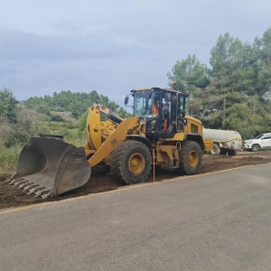 Carga, extendido y terraplenado en Vimbodí